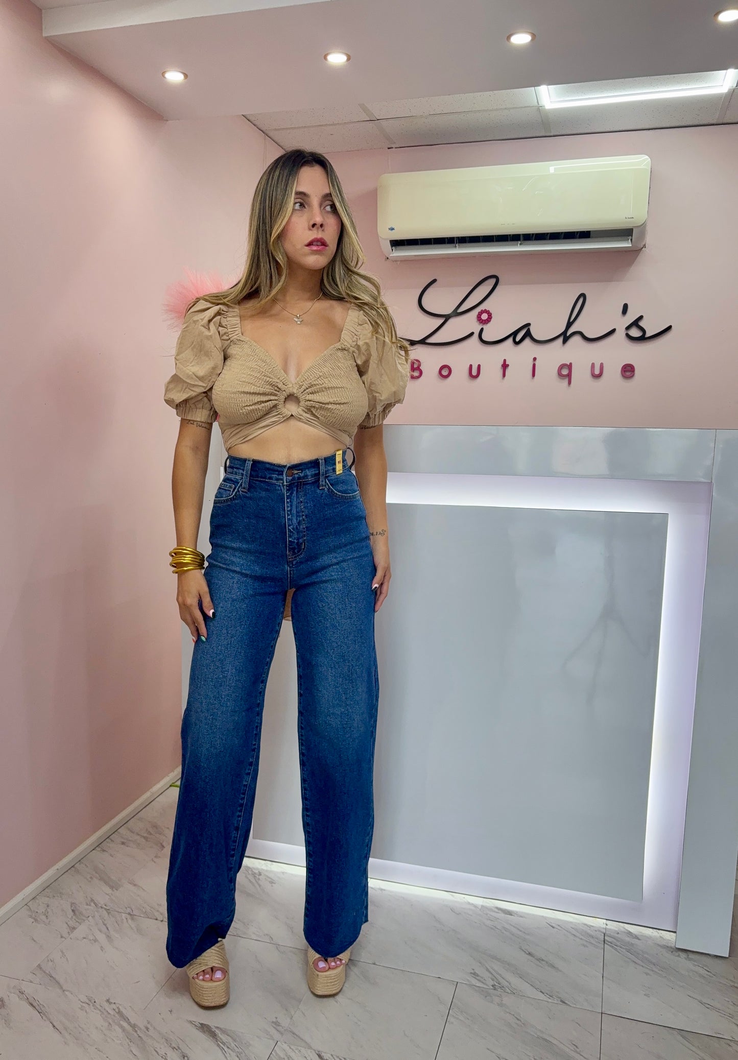 Wide leg Vibrant