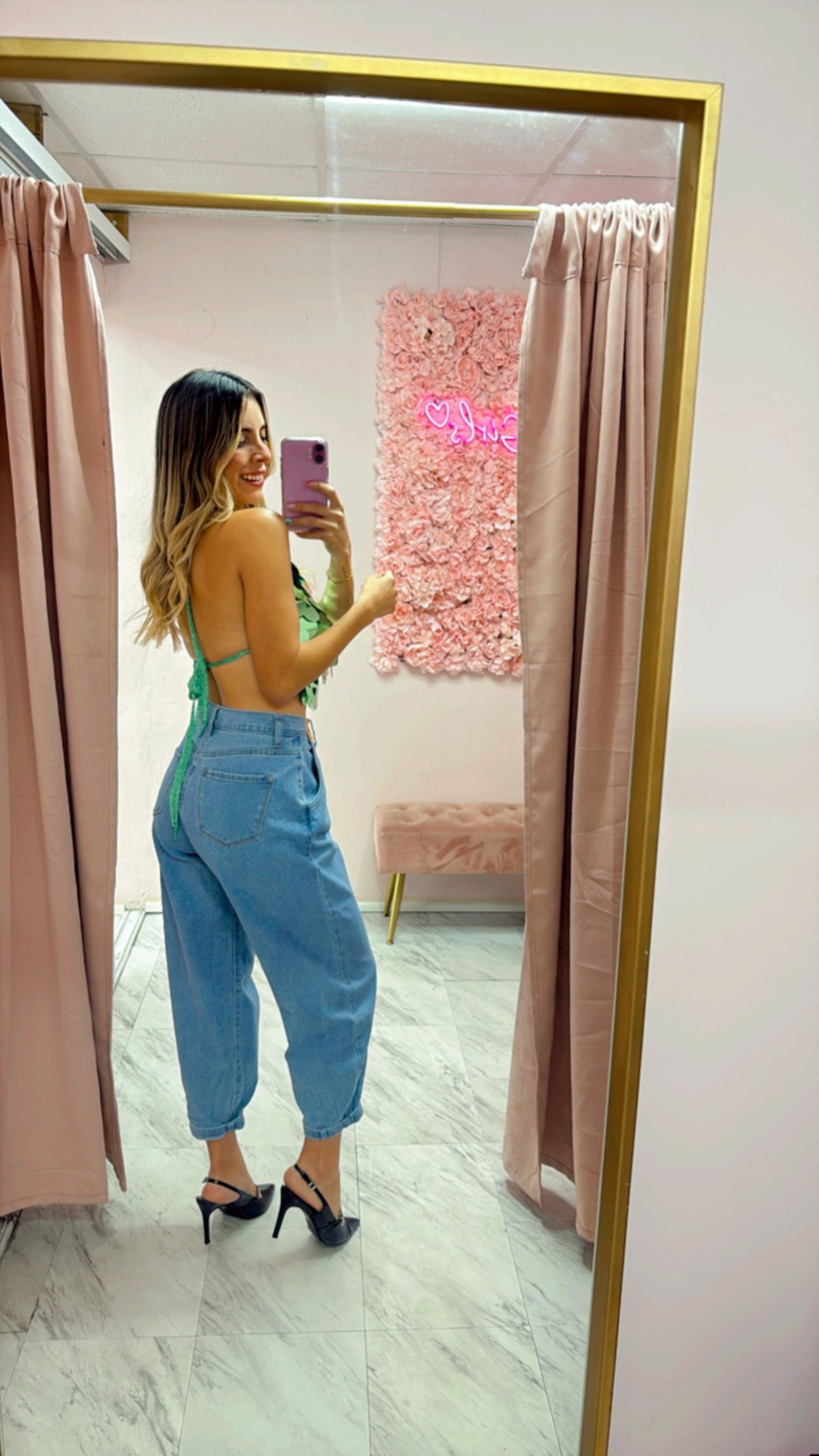 Barrel Vibrant Jeans