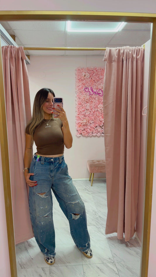 Distressed Baggy Jean