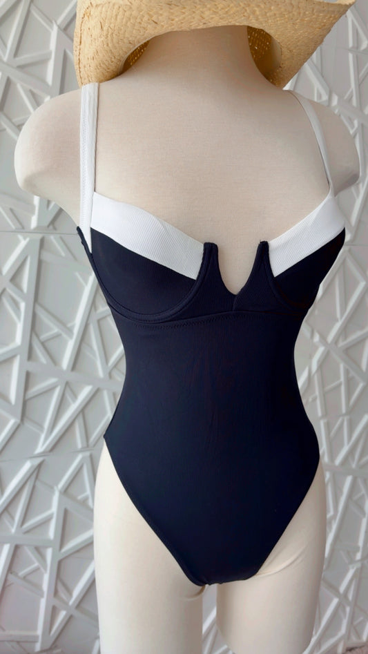 Swimsuits | Black & White