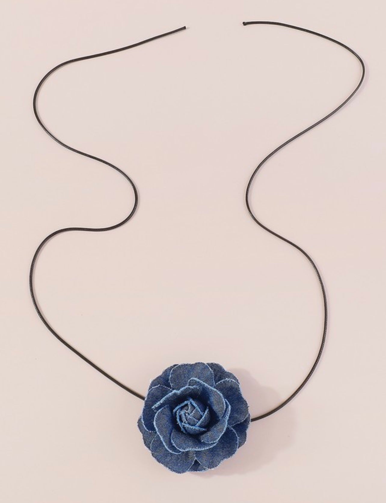 Choker Flower